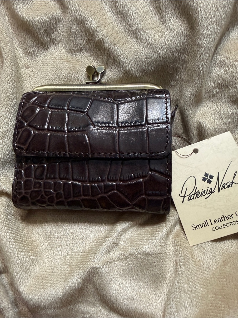 Patricia Nash “Astor” Chocolate Brown Croc-Embossed Leather Coin Wallet, NWT